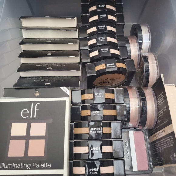 Lot of 50 Mixed Makeup, Health and Beauty. - Picture 12 of 16